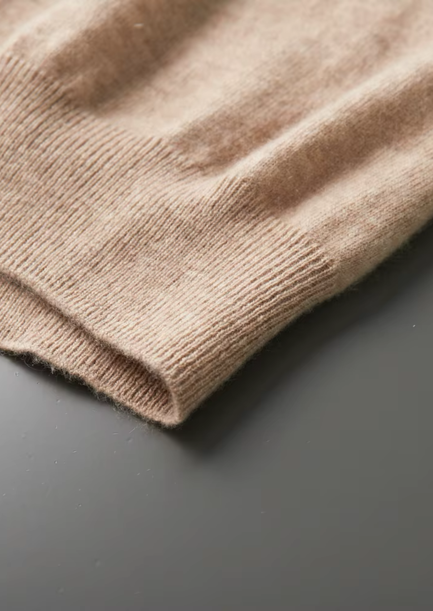 Premium Kaschmir Mock Neck T-Shirt